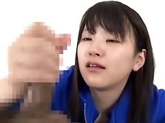 Tempting Asian teen 18+ Tsuna Nakamura gives amazing hand-job