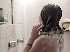 Heli (2013) Linda Gonzalez