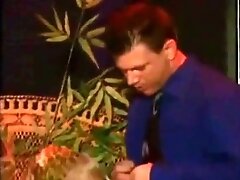 Babette Blue - una chiromante arrapata