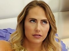 Step Mom Seduces Her Step daughter And Gives Her Hot Lesbian Pointers In Bed