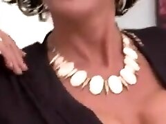 Squirting nylon milf