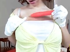Karina Rubs One Out! - Karinahart