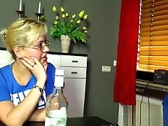 ANGEPISST UND ABGEFICKT