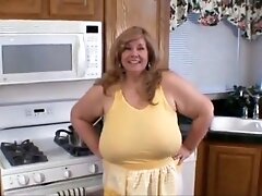 More snack time with Step mommy