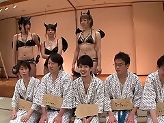 Yuka Osawa, Natsumi Horiguchi, Uta Kohaku, Saki Hatsuki in Moodyz Fan Appreciation Bus Tour 2012 2.3