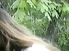 Two amateurs MILFs in stocking fuck favourable guy in the forest