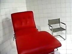 Pissing german
