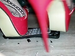 Lady L crush electronic