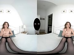 Not So Innocent Bonnie - Sexy Amateur in Pantyhose Solo VR