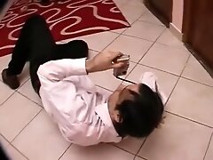 3 Girls trample the life out of a photographer