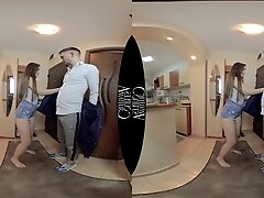 Delivery Boy Receives More Than Just A Tip! - Amateur Couples Hardcore 3D Porn