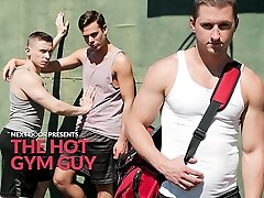 Dante Martin & Max Penn & Benjamin Swift in The Hot Gym Guy XXX Video - NextdoorBuddies