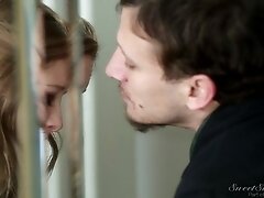 Amazing blonde gets a nice cunnilingus